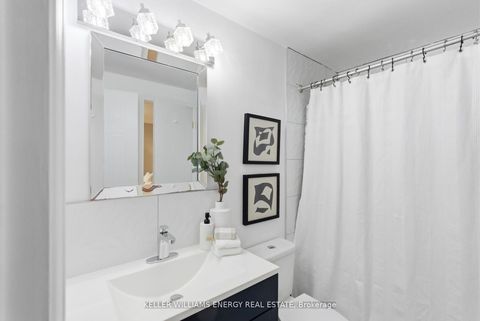 Photo 19 at 332 Elgin Street W, McLaughlin, Oshawa