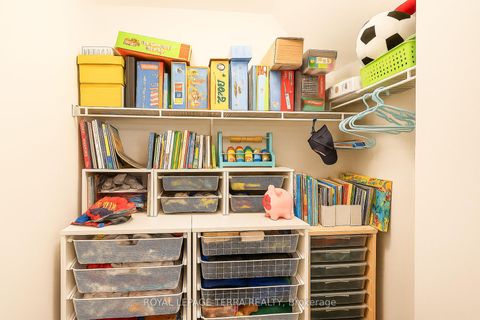 Photo 13 at 59 - 2500 Hill Rise Court, Windfields, Oshawa