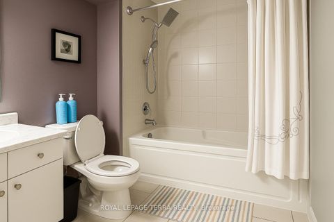 Photo 19 at 59 - 2500 Hill Rise Court, Windfields, Oshawa