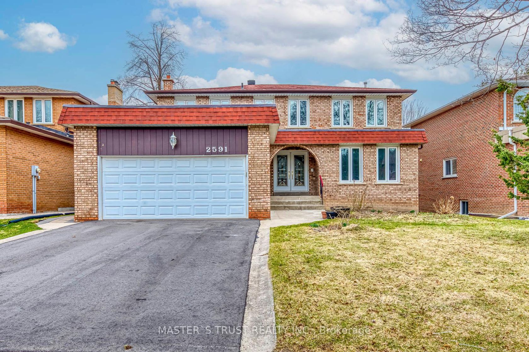 2591 Robin Drive, Sheridan, Mississauga by Loree Meneguzzi Real Estate 2591 Robin Drive, Sheridan, Mississauga