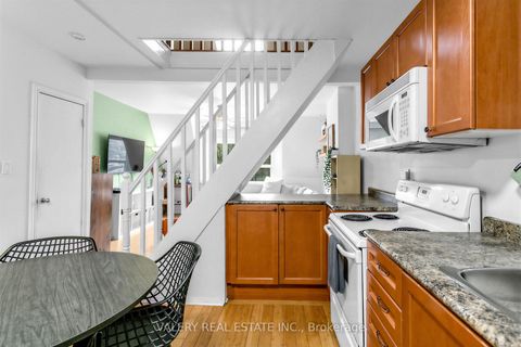 Photo 1 at 1060 Dundas Street W, Bellwoods, Toronto