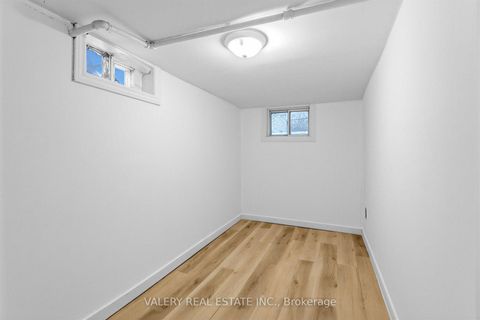 Photo 21 at 1060 Dundas Street W, Bellwoods, Toronto