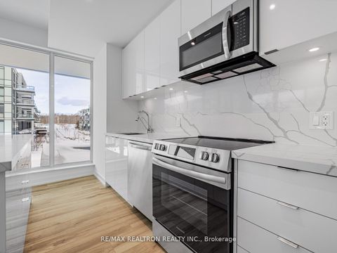 Photo 3 at 316 - 333 Sunseeker Avenue, Rural Innisfil, Innisfil