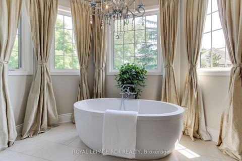 Photo 30 at 646 Brooker Ridge, Wyndham, Newmarket