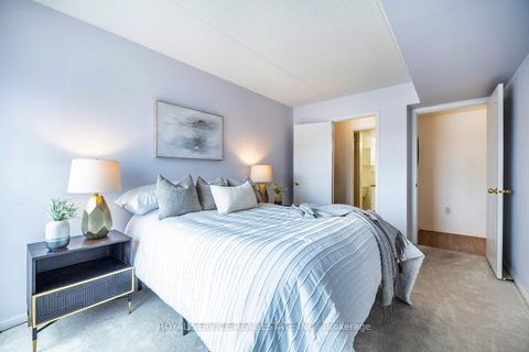 Photo 14 at 208 - 95 Wellington Street, Bowmanville, Clarington