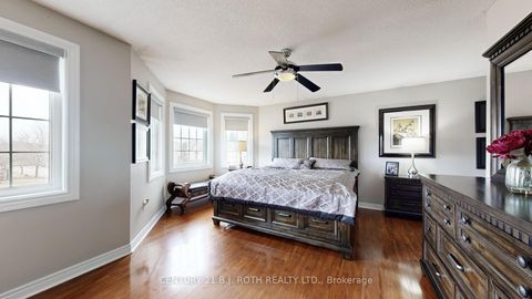 Photo 18 at 14 Round Leaf Court, Holly, Barrie