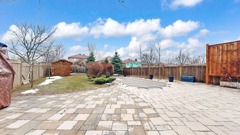 Photo 28 at 14 Round Leaf Court, Holly, Barrie