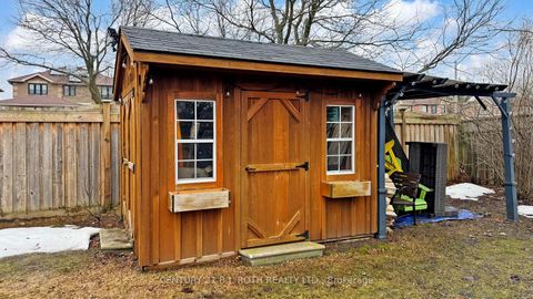 Photo 33 at 14 Round Leaf Court, Holly, Barrie