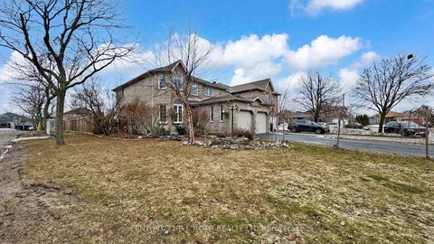 Photo 35 at 14 Round Leaf Court, Holly, Barrie