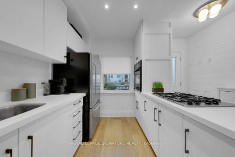 Photo 4 at 3 Martin Road, Mount Pleasant East, Toronto