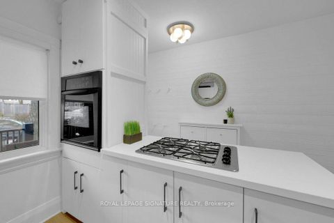 Photo 5 at 3 Martin Road, Mount Pleasant East, Toronto