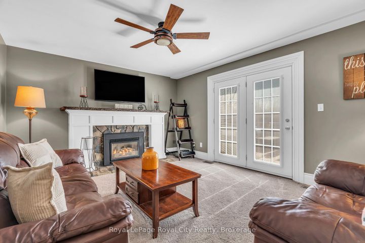 Photo 16 at 1548 Troika Court, Lorne Park, Mississauga