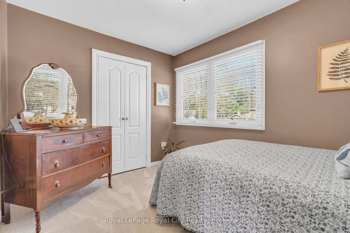 Photo 27 at 1548 Troika Court, Lorne Park, Mississauga