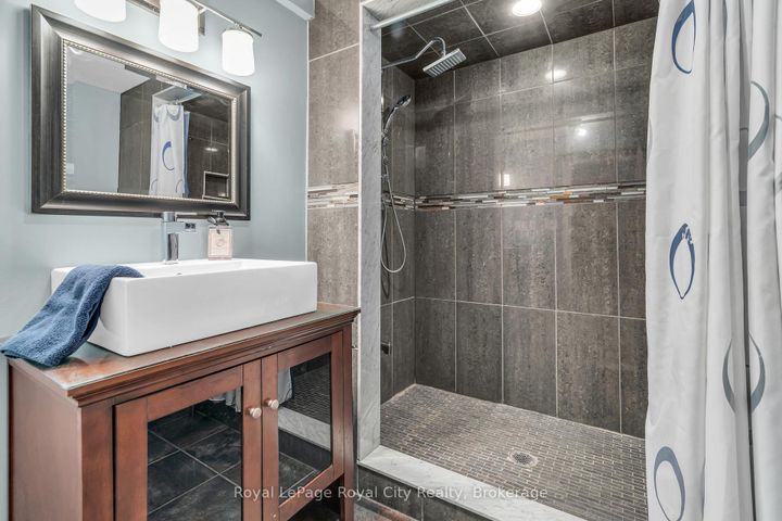 Photo 33 at 1548 Troika Court, Lorne Park, Mississauga