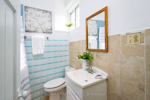 Photo 7 at 229 Bellwoods Avenue, Bellwoods, Toronto