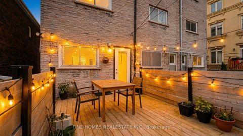 Photo 4 at 48 Carr Street, Chinatown, Toronto