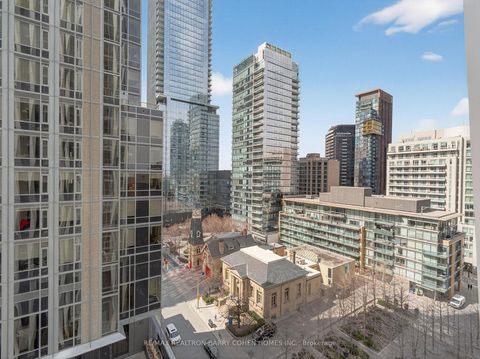 Photo 18 at 905 - 1 Yorkville Avenue, Annex, Toronto