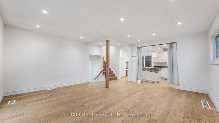 Photo 12 at 43 Bromley Crescent, Avondale, Brampton