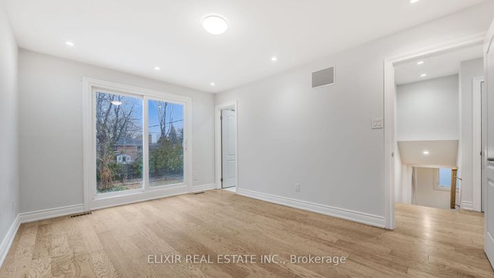 Photo 21 at 43 Bromley Crescent, Avondale, Brampton