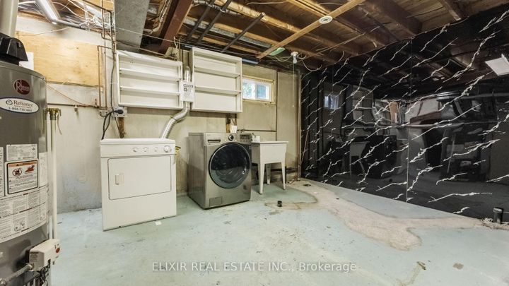 Photo 36 at 43 Bromley Crescent, Avondale, Brampton