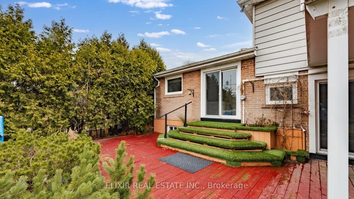 Photo 38 at 43 Bromley Crescent, Avondale, Brampton