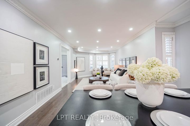 Photo 2 at 40 Dewberry Drive, Middlefield, Markham