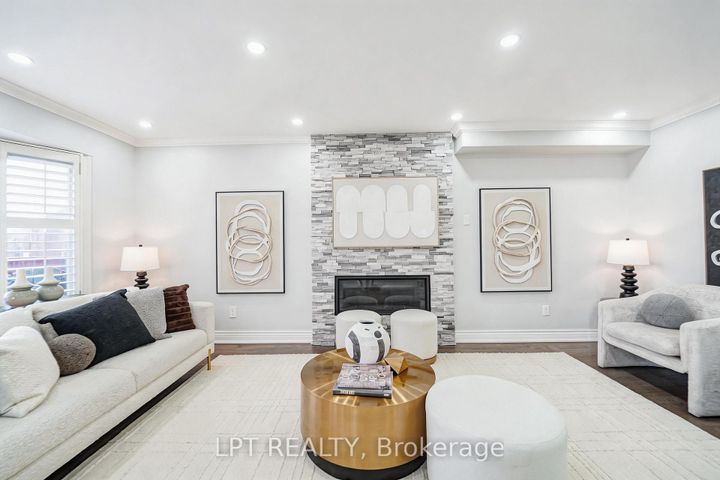 Photo 5 at 40 Dewberry Drive, Middlefield, Markham