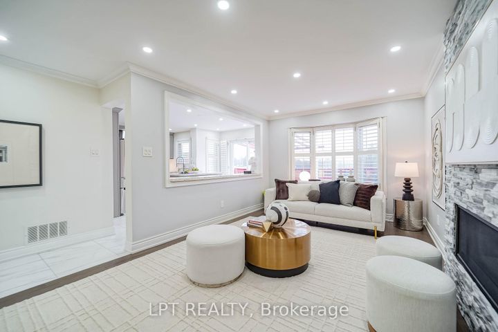 Photo 10 at 40 Dewberry Drive, Middlefield, Markham