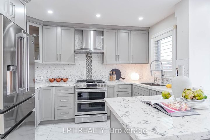 Photo 15 at 40 Dewberry Drive, Middlefield, Markham
