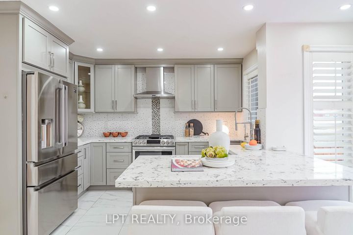 Photo 21 at 40 Dewberry Drive, Middlefield, Markham