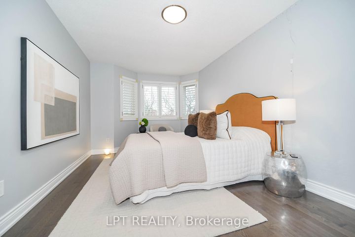 Photo 32 at 40 Dewberry Drive, Middlefield, Markham