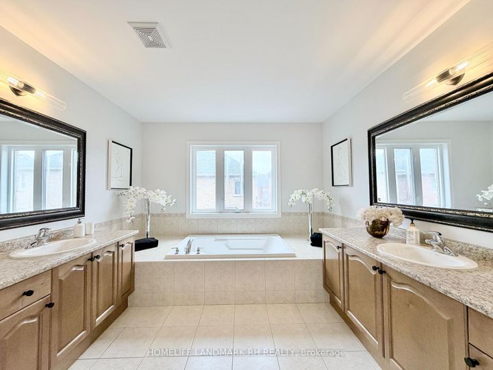 Photo 19 at 12 Bosco Drive, Vellore Village, Vaughan