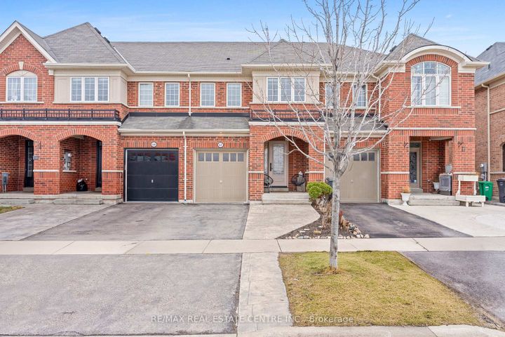 Photo 2 at 62 Sussexvale Drive, Wellington, Brampton