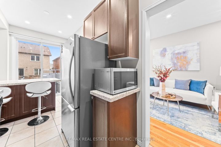 Photo 22 at 62 Sussexvale Drive, Wellington, Brampton