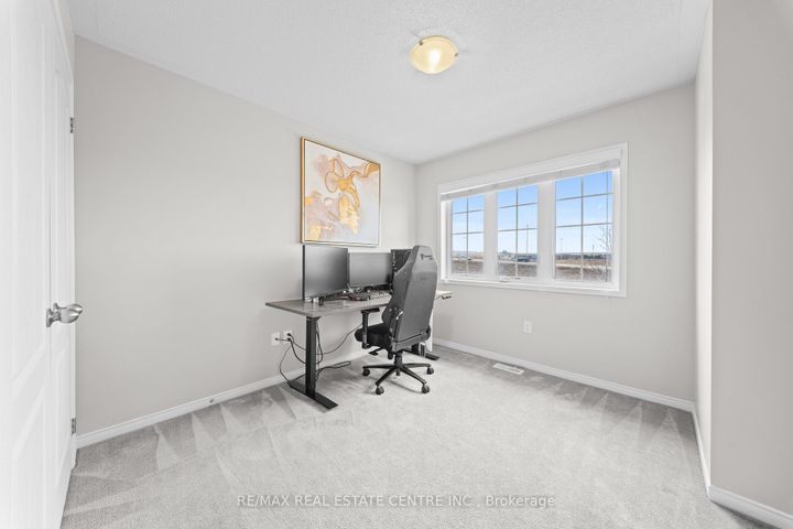 Photo 38 at 62 Sussexvale Drive, Wellington, Brampton