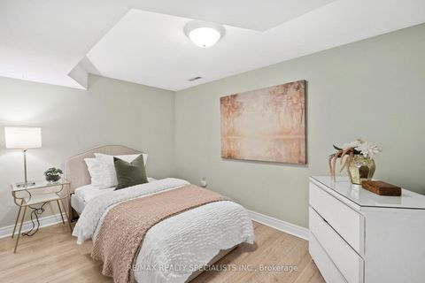 Photo 36 at 115 Cavell Avenue, Mimico, Toronto