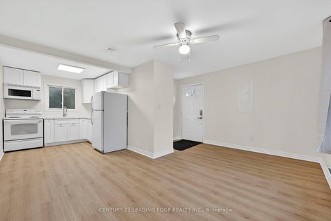 Photo 12 at 2073 Kate Avenue, Alcona, Innisfil