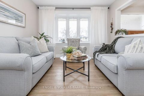 Photo 10 at 68 Ottaway Avenue, Wellington, Barrie