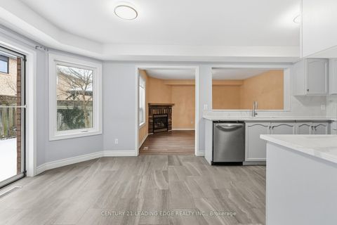 Photo 10 at 60 Snedden Avenue, Bayview Wellington, Aurora