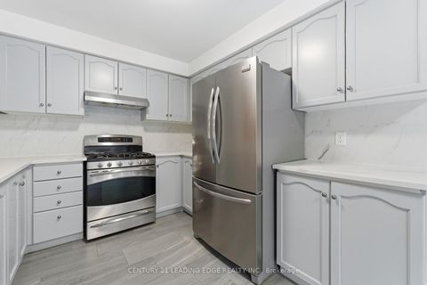 Photo 15 at 60 Snedden Avenue, Bayview Wellington, Aurora