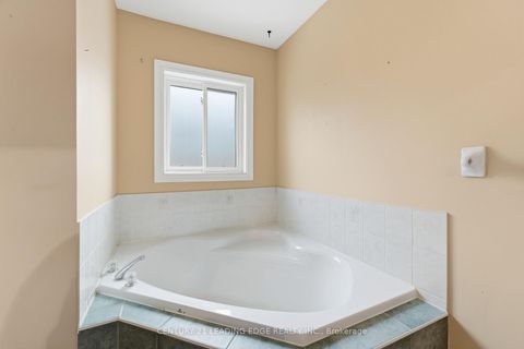 Photo 30 at 60 Snedden Avenue, Bayview Wellington, Aurora