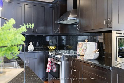 Photo 15 at 9 Royal Pines Court, Bowmanville, Clarington