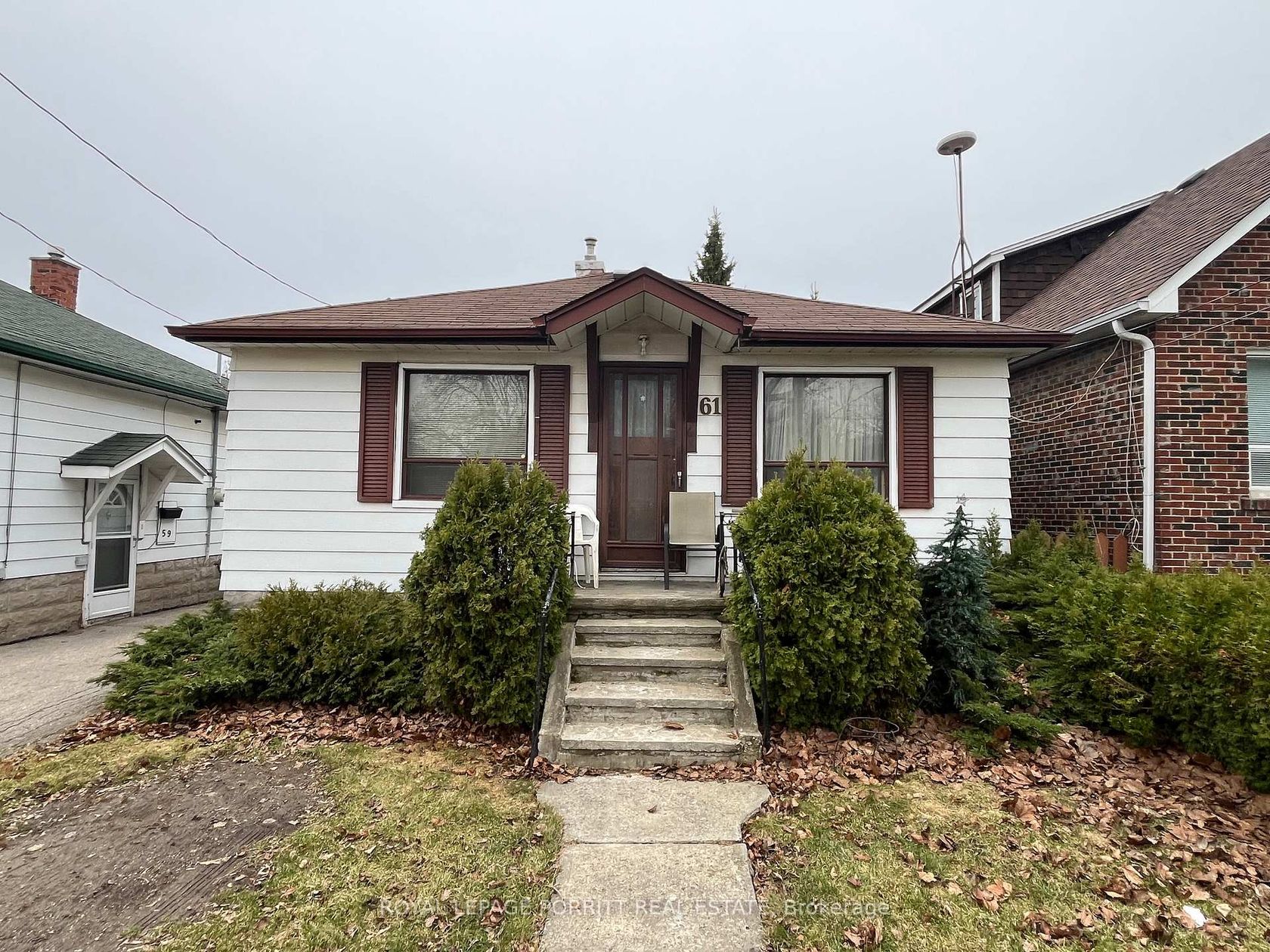 61 Fairfield Avenue, Long Branch, Toronto 
