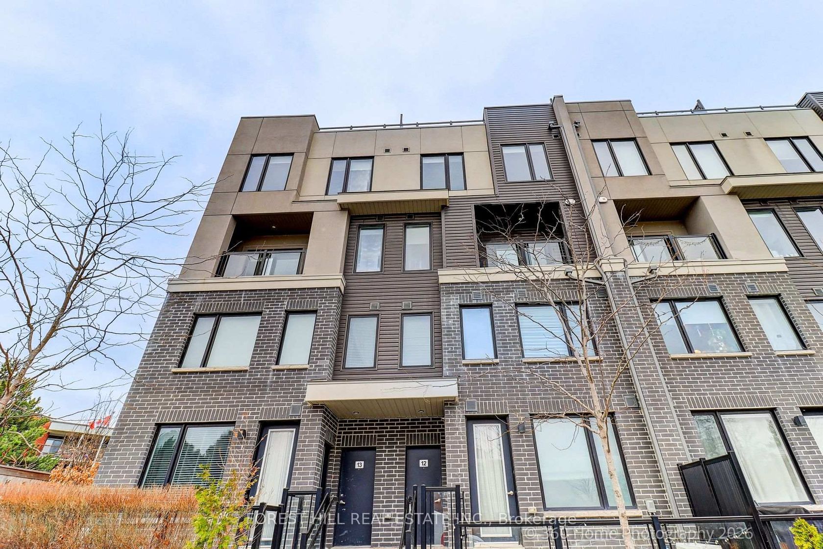 12 - 3472 Widdicombe Way, Erin Mills, Mississauga by Loree Meneguzzi Real Estate 12 - 3472 Widdicombe Way, Erin Mills, Mississauga