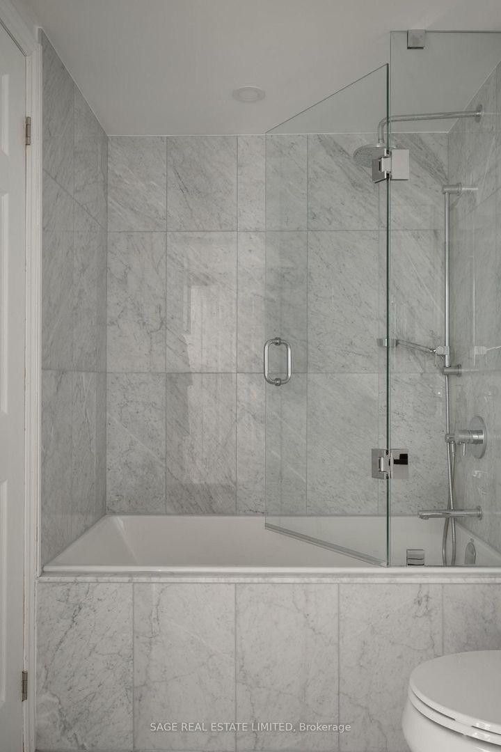 Photo 29 at 119 - 208 Niagara Street, Niagara, Toronto