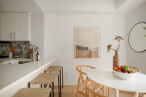 Photo 12 at 119 - 208 Niagara Street, Niagara, Toronto