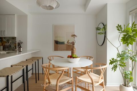 Photo 13 at 119 - 208 Niagara Street, Niagara, Toronto