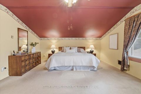 Photo 19 at 482 Simcoe Street N, O'Neill, Oshawa