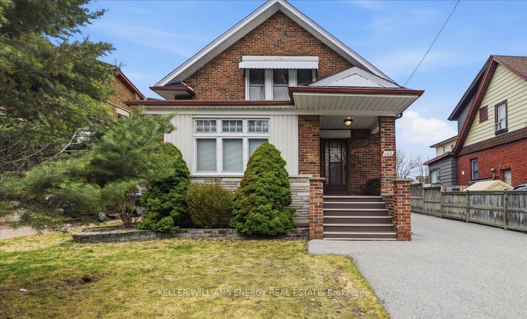 482 Simcoe Street N, O'Neill, Oshawa 