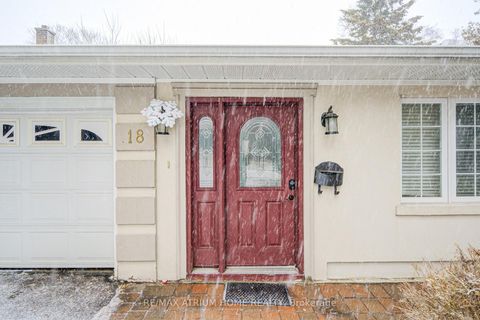 Photo 1 at 18 Doverwood Court, Newtonbrook East, Toronto